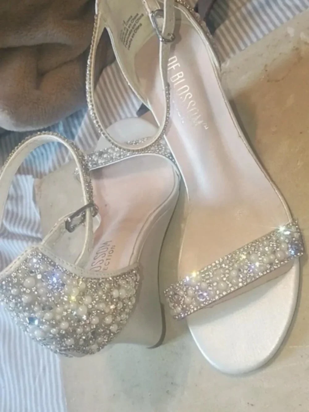 De blossom heels